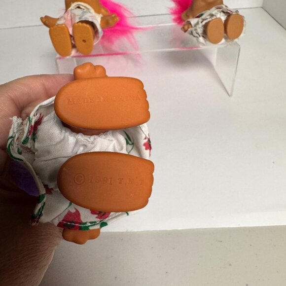 Vintage Troll Dolls Lot of 3 Russ Ace TNT 1991 Pink Purple Hair Outfits China - Picture 6 of 10